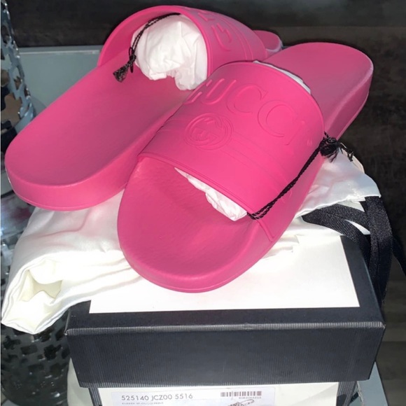 Rubber St Gucci print sandals - Picture 2 of 3